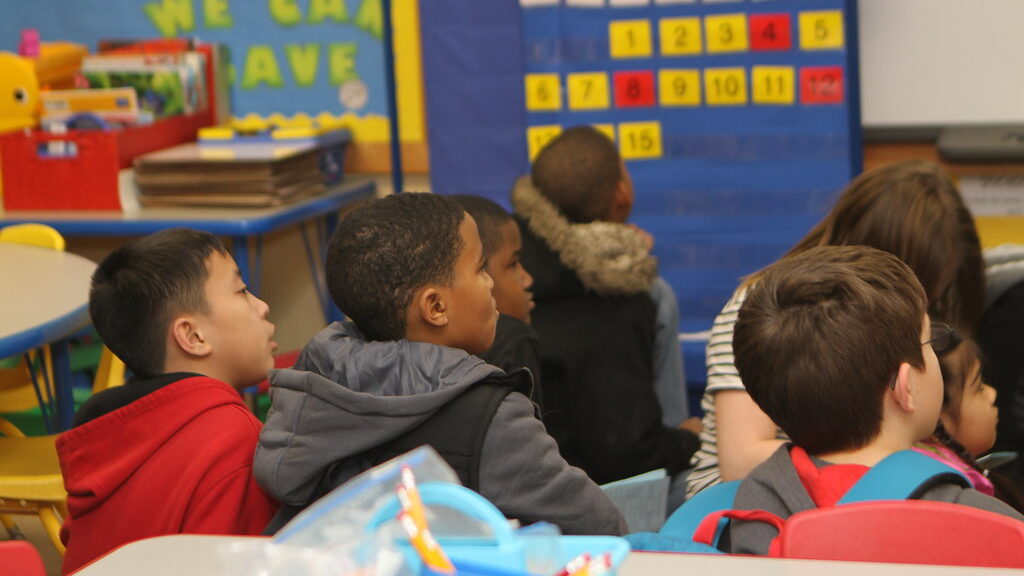 Images of students in a classroom, from flickr - Attribution-NonCommercial-NoDerivs 2.0 Generic
